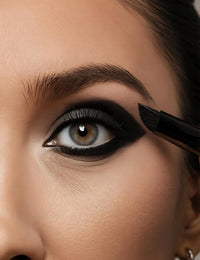 Volumizing Black Mascara